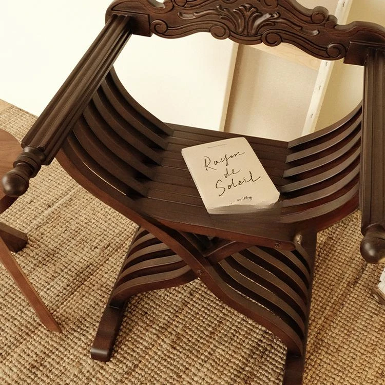 French retro style solid wood dining high-end designer casual decorative master chair
French retro style solid wood dining high-end designer casual decorative master chair