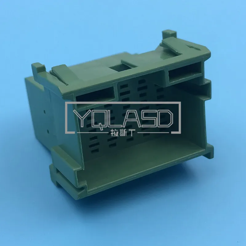 1 Set 18 Way 1-967624-3 Auto Unsealed Electric Wiring Socket Car Electrical Plug AC Assembly 1-967629-3 Docking Adapter
1 Set 18 Way 1-967624-3 Auto Unsealed Electric Wiring Socket Car Electrical Plug AC Assembly 1-967629-3 Docking Adapter