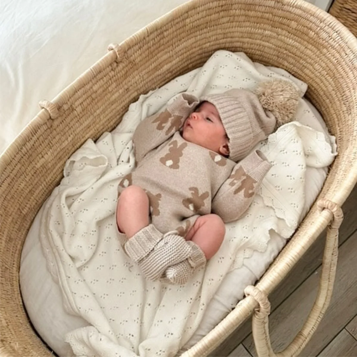 Spring Autumn Toddler Girls Rompers Rabbit Jacquard Newborn Girls Jumpsuits Knited 0-1Y Baby Girls Bodysuits Infant Onesie
Spring Autumn Toddler Girls Rompers Rabbit Jacquard Newborn Girls Jumpsuits Knited 0-1Y Baby Girls Bodysuits Infant Onesie