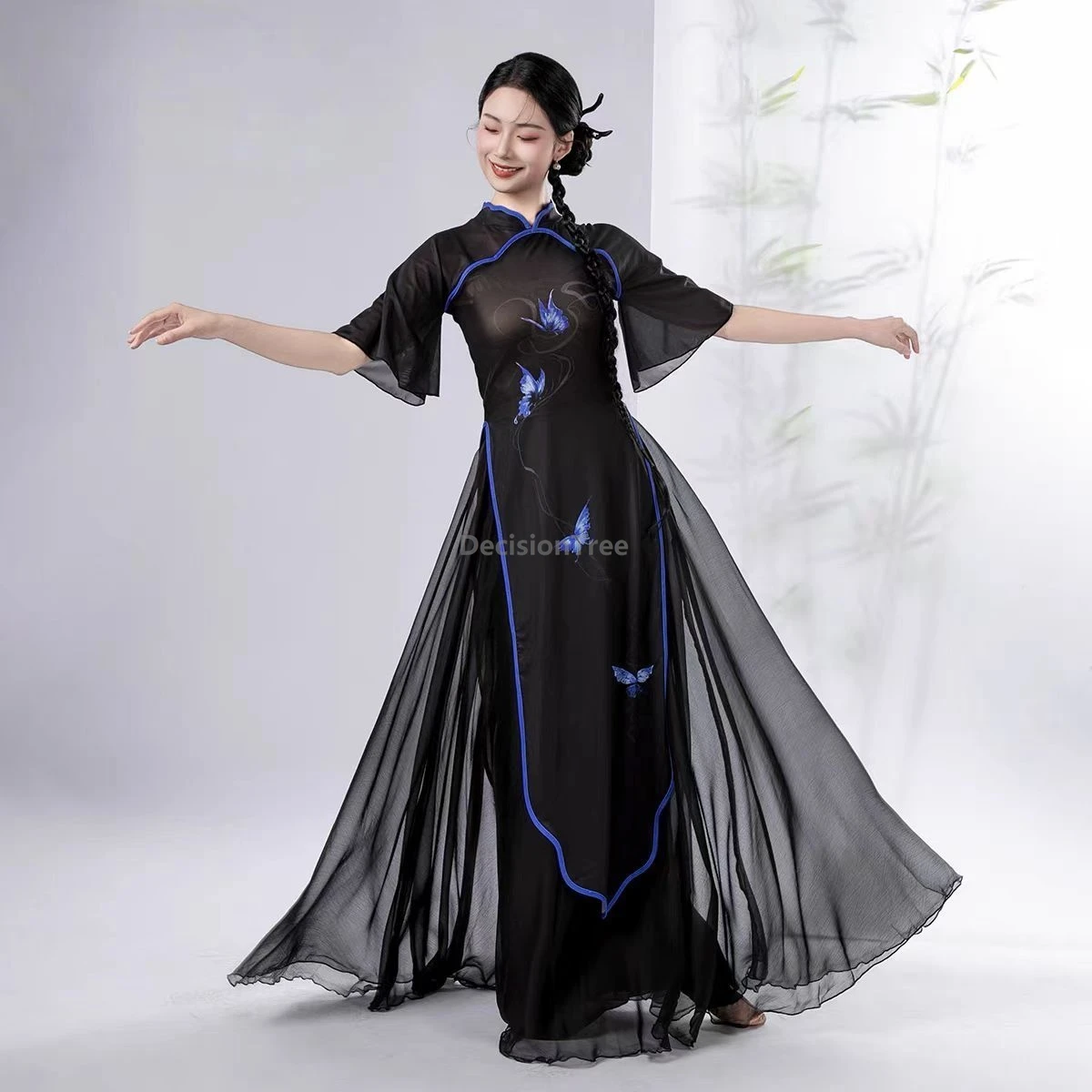2025 chinese dancing qipao fairy gauze women's daily dance practice qipao dress butterfly printing fashionable temperament dress
2025 chinese dancing qipao fairy gauze women's daily dance practice qipao dress butterfly printing fashionable temperament dress