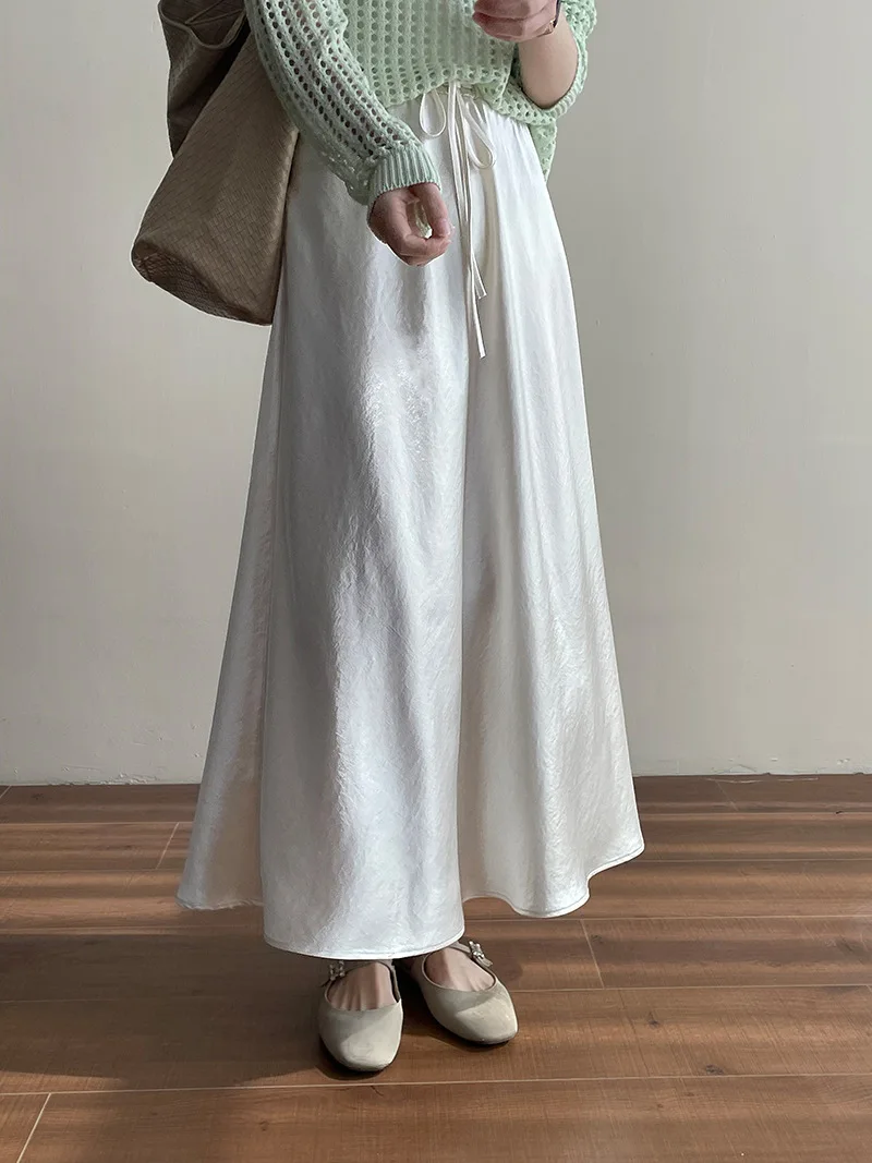 Women Summer Satin Long Skirt Boho Elegant Stretch Lace-Up Waist A-Line Skirt Saias High Waist Women Skirt Saia Longa Falda Jupe
Women Summer Satin Long Skirt Boho Elegant Stretch Lace-Up Waist A-Line Skirt Saias High Waist Women Skirt Saia Longa Falda Jupe