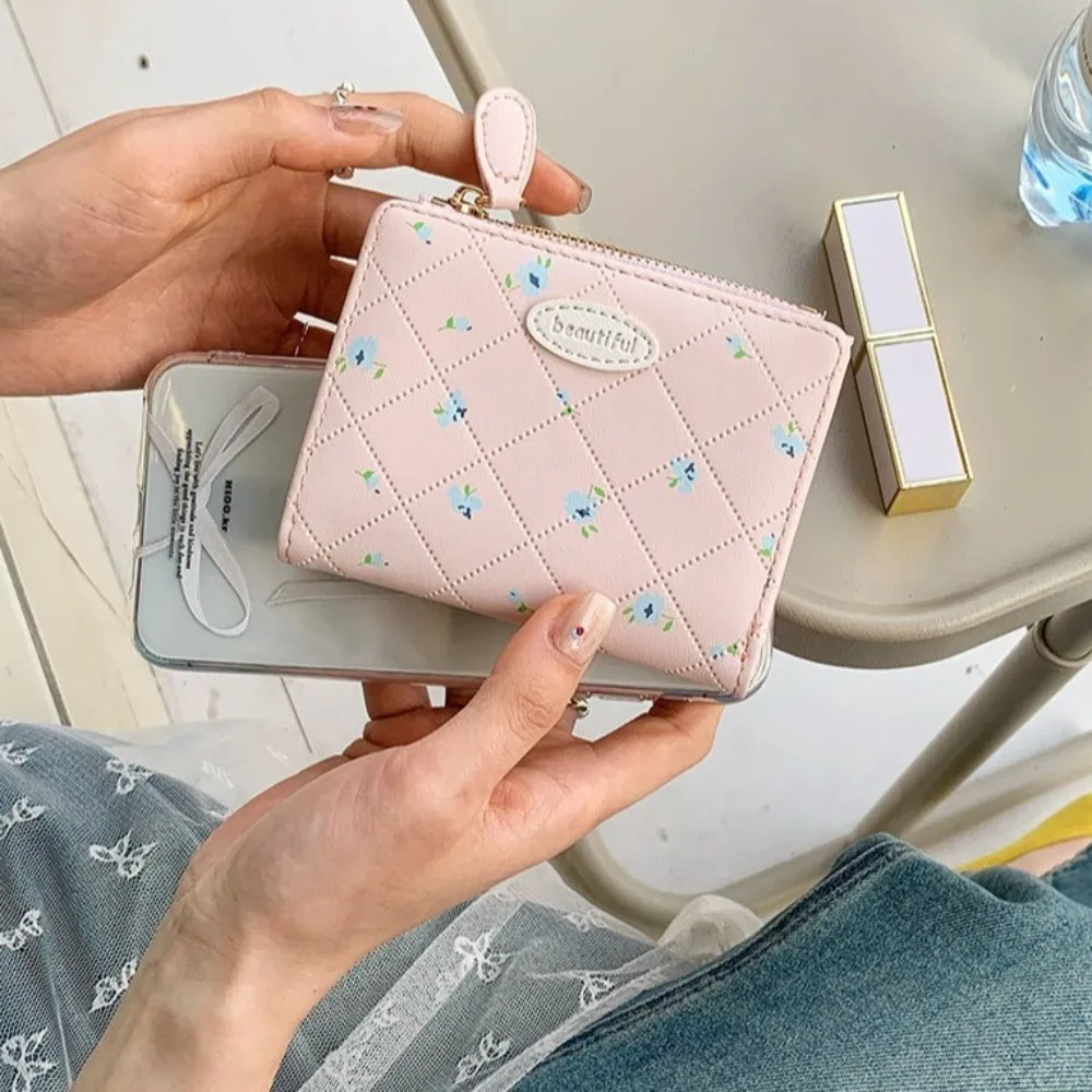 New Floral Coin Purse Folding Multifunctional Credit Card Holder Portable Coin Pouch Girl
New Floral Coin Purse Folding Multifunctional Credit Card Holder Portable Coin Pouch Girl