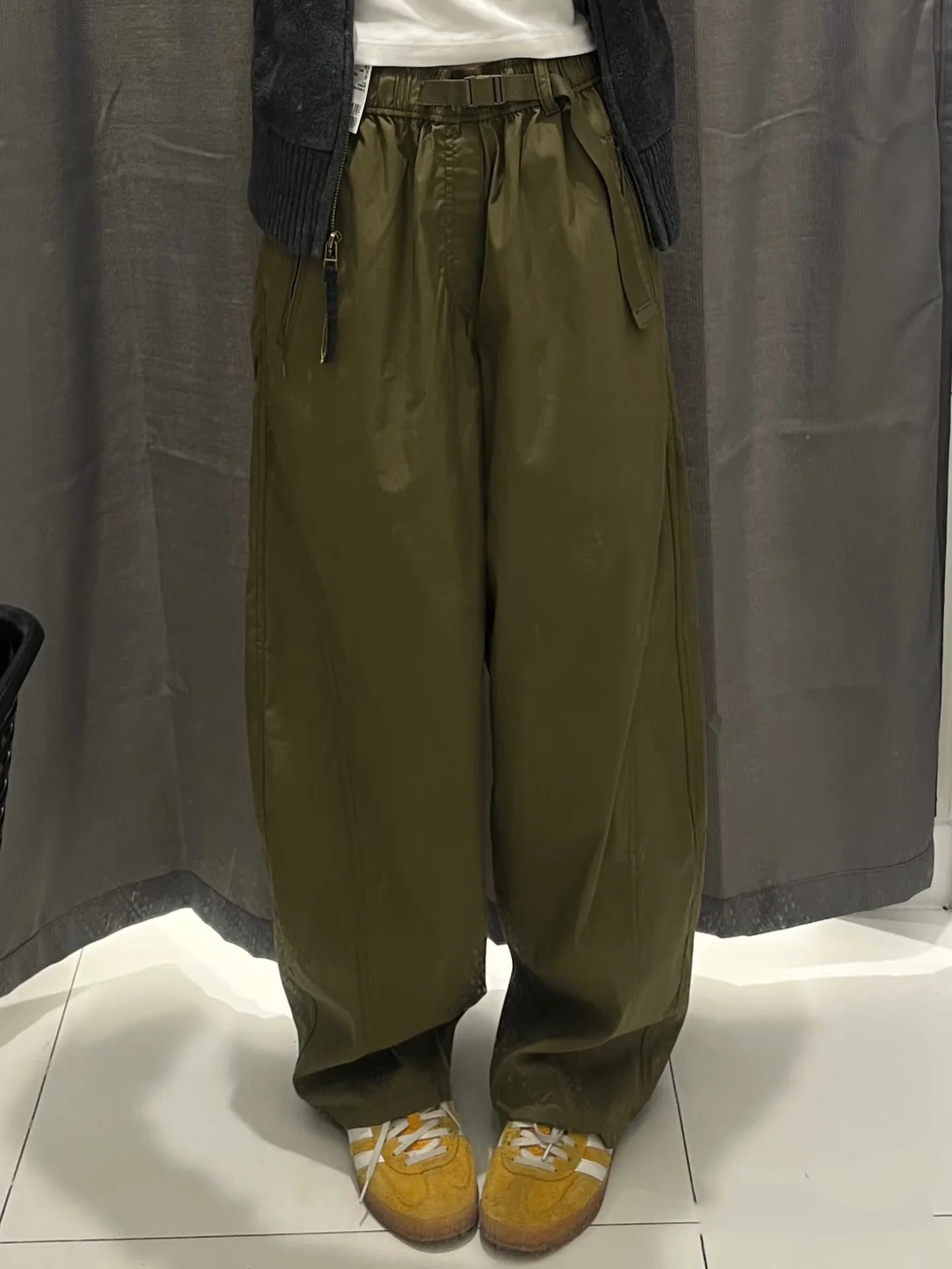 Outdoor Workwear Casual Pants Belted Silhouette Knife-pleated Functionality High-waisted Straight-leg Cotton Ladies Trousers
Outdoor Workwear Casual Pants Belted Silhouette Knife-pleated Functionality High-waisted Straight-leg Cotton Ladies Trousers