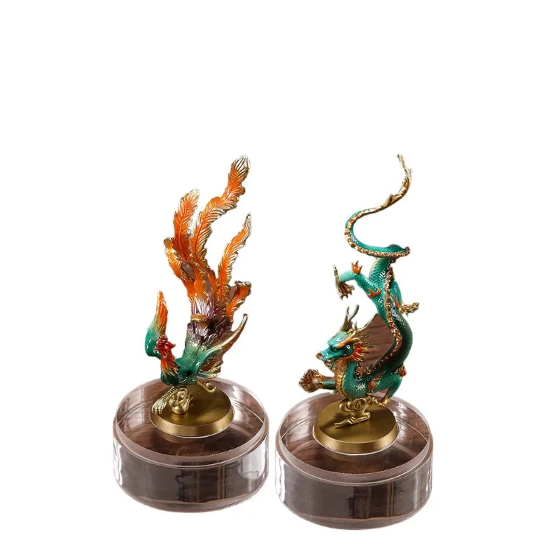 A pair of all-copper handicrafts, dragon and phoenix ornaments, wedding gifts, Chinese New Year gifts for the Year of the Dragon
A pair of all-copper handicrafts, dragon and phoenix ornaments, wedding gifts, Chinese New Year gifts for the Year of the Dragon