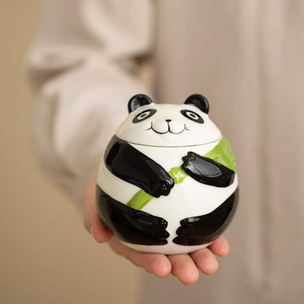Kitchen Teaware Ceramic Panda Tea Jar Moisture-proof Cartoon Pattern Tea Canister Sealed Tea Box Souvenir
Kitchen Teaware Ceramic Panda Tea Jar Moisture-proof Cartoon Pattern Tea Canister Sealed Tea Box Souvenir