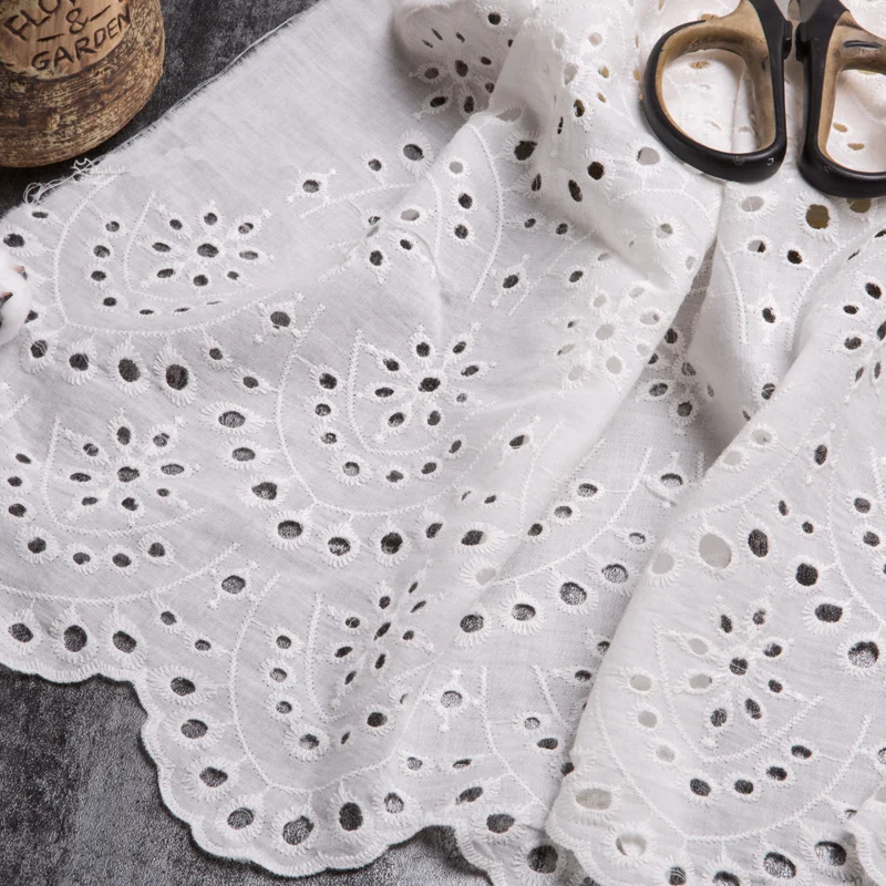 100%Cotton Fabric Embroidered White Hollow Lace Cloth Sewing Fabrics for Patchwork DIY Wedding Dress Handmade Material per meter
100%Cotton Fabric Embroidered White Hollow Lace Cloth Sewing Fabrics for Patchwork DIY Wedding Dress Handmade Material per meter