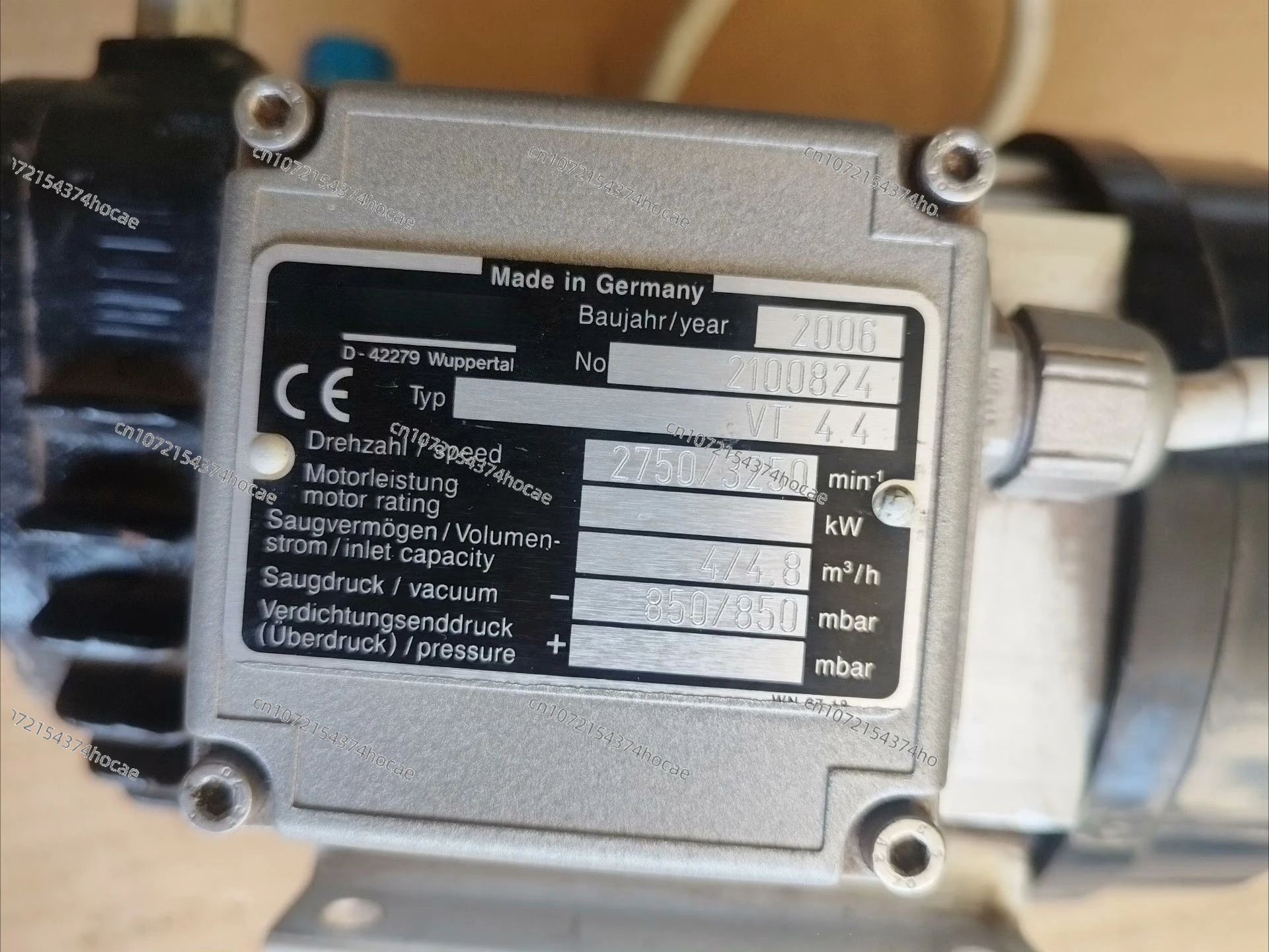 VT4.4 220V/380V 180W Oil-free Rotary Vane Vacuum Pump and Accessories Slide/scraper/blade
VT4.4 220V/380V 180W Oil-free Rotary Vane Vacuum Pump and Accessories Slide/scraper/blade