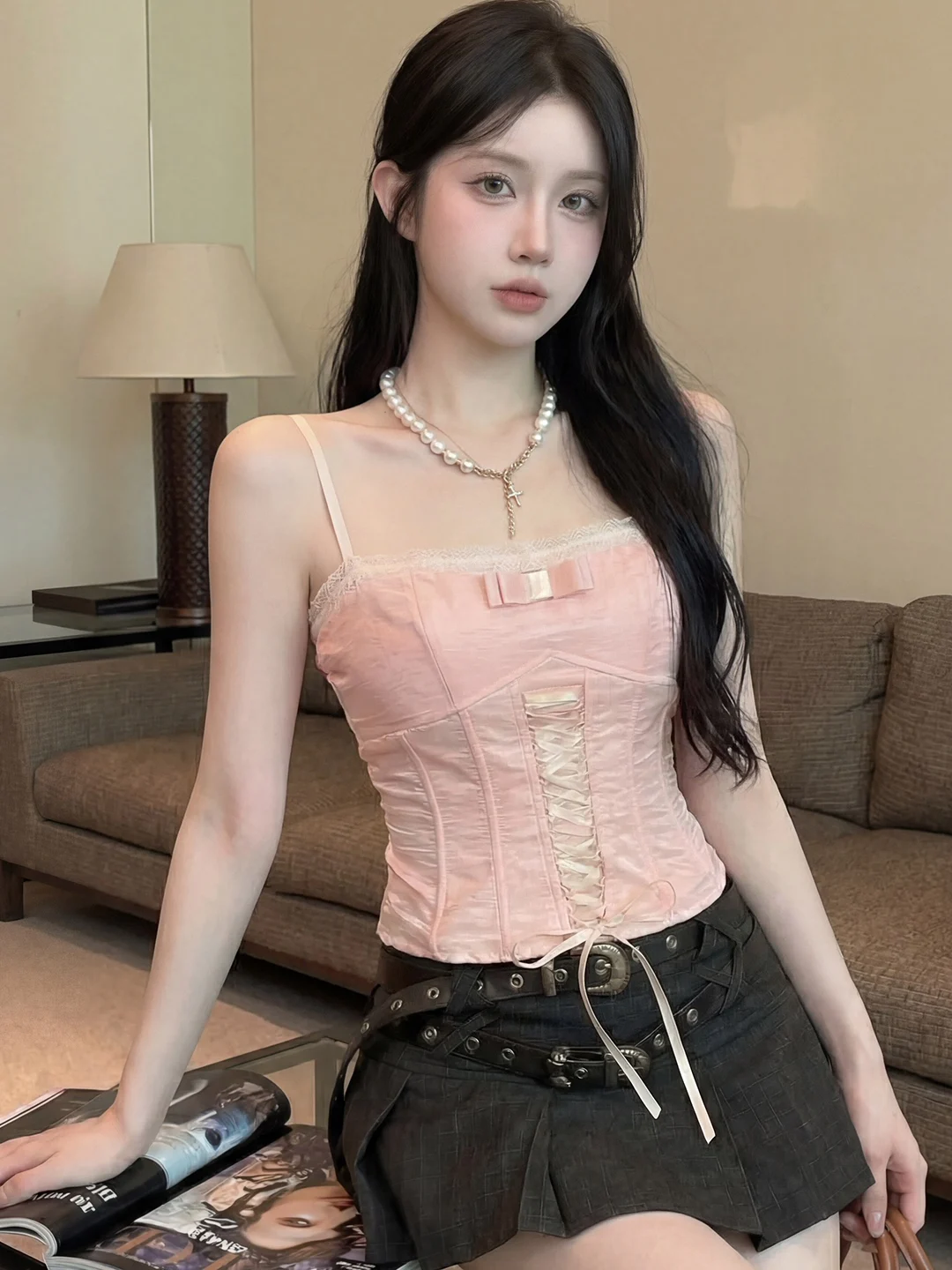 Sweet Lace Trim Belted Strapless Top Fishbone Waist Cinching Short Style Knitted High Waist Knot Spring Fashion
Sweet Lace Trim Belted Strapless Top Fishbone Waist Cinching Short Style Knitted High Waist Knot Spring Fashion