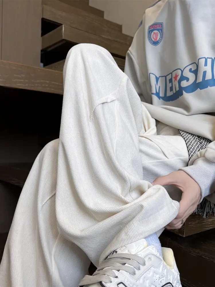 Corduroy Straight Leg Pants Men's Spring New American High Street Paratrooper Casual Loose Long Trousers Faionable Youth
Corduroy Straight Leg Pants Men's Spring New American High Street Paratrooper Casual Loose Long Trousers Faionable Youth