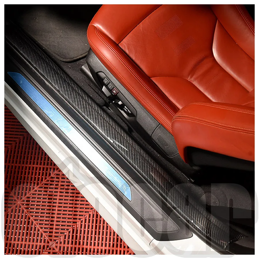 OiOMOTORS Pre-preg Dry Carbon Threshold Sill Trims Cover 2PCS for BMW F82 F83 M4 4er F32 F33
OiOMOTORS Pre-preg Dry Carbon Threshold Sill Trims Cover 2PCS for BMW F82 F83 M4 4er F32 F33