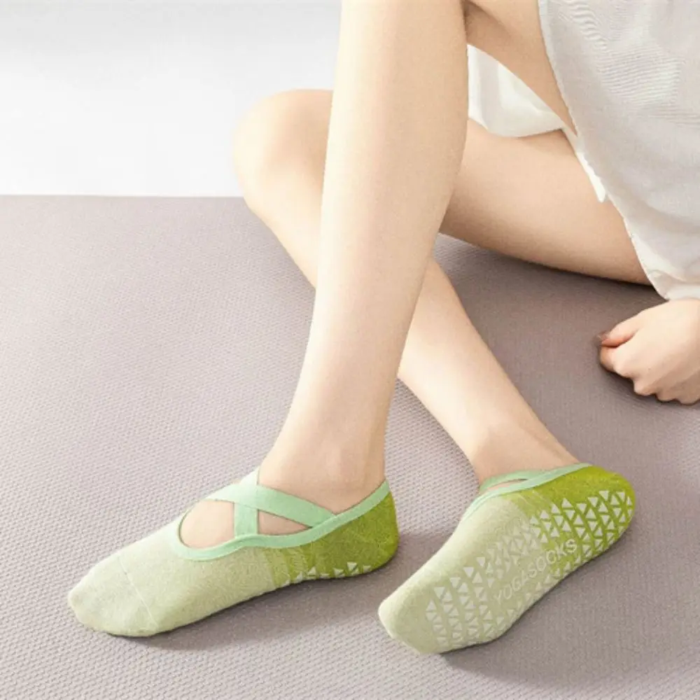 6pairs Non-Slip Fitness Yoga Socks Breathable Patchwork Towel Bottom Hosiery Sweat-Absorbent Pilates Dot Silicone Floor Socks
6pairs Non-Slip Fitness Yoga Socks Breathable Patchwork Towel Bottom Hosiery Sweat-Absorbent Pilates Dot Silicone Floor Socks