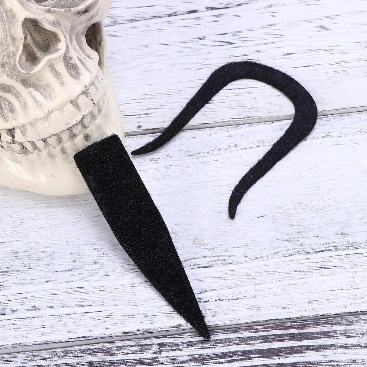 2 шт., черная накладная борода и набор усов, самоклеящийся костюм для вечеринки на Хэллоуин, натуральный вид, длинная липкая искусственная борода 
2 шт., черная накладная борода и набор усов, самоклеящийся костюм для вечеринки на Хэллоуин, натуральный вид, длинная липкая искусственная борода