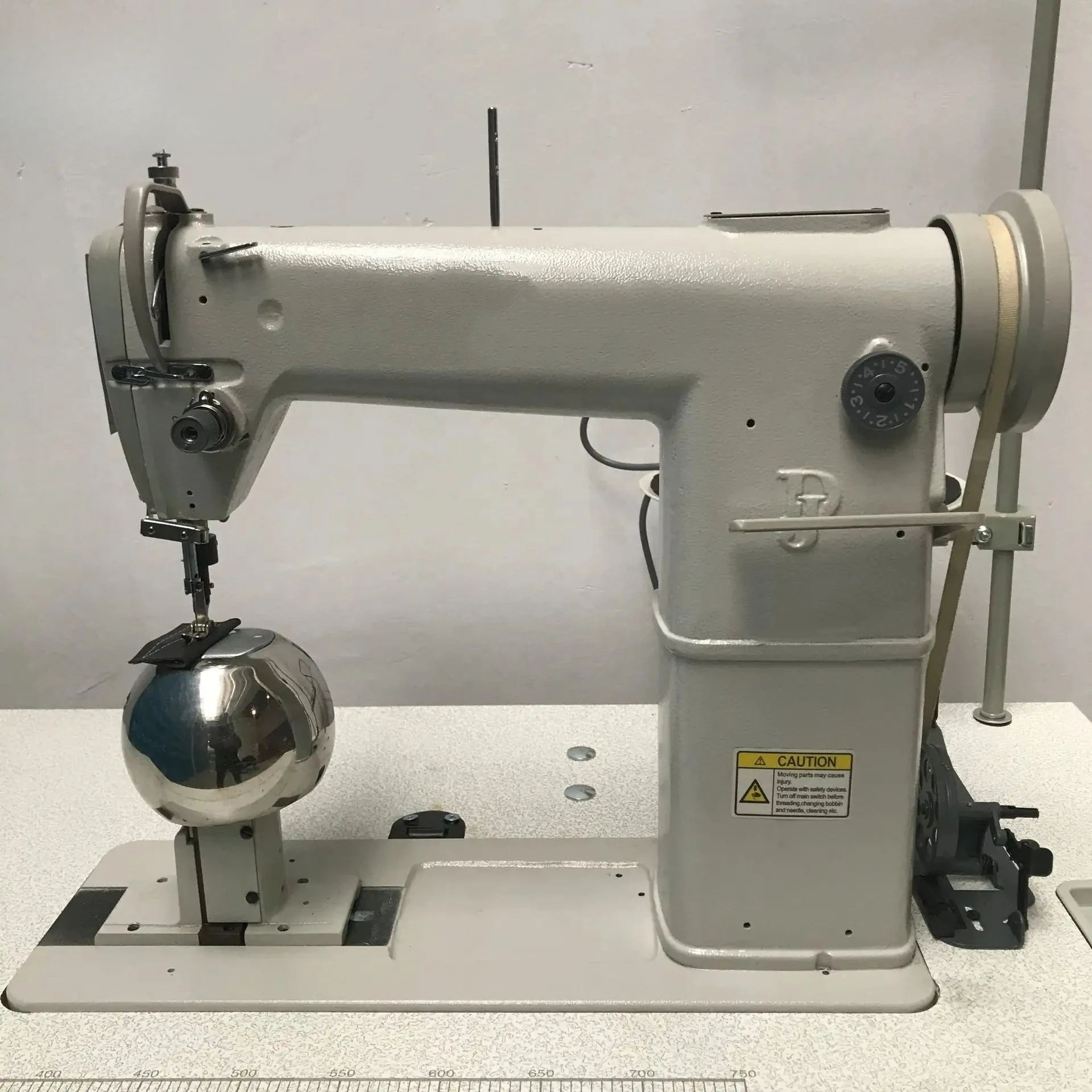 electric human wig sewing machine walking foot juki industrial sewing machine overlock sewing machine for making wig hat
electric human wig sewing machine walking foot juki industrial sewing machine overlock sewing machine for making wig hat