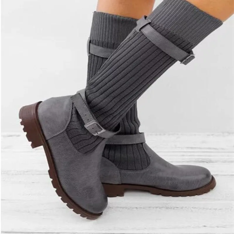 2023 Female Winter Explosions Boots Flat-bottom Large Size fashion Retro Boots Women's Socks Boots Breathable Sports Shoes
2023 Female Winter Explosions Boots Flat-bottom Large Size fashion Retro Boots Women's Socks Boots Breathable Sports Shoes