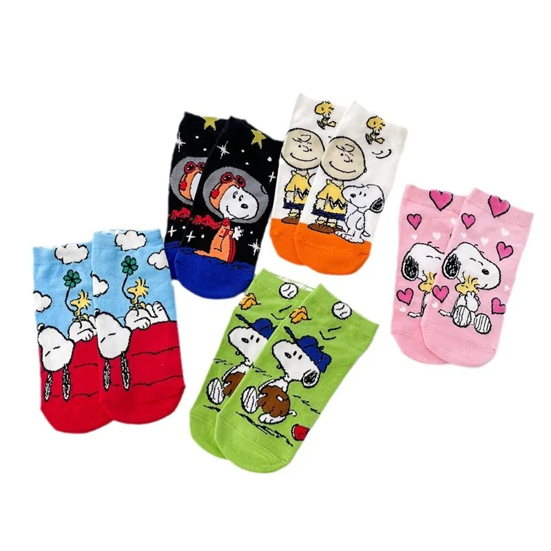 Kawaii Anime Snoopy Series Cute Socks Cartoon Creativity Printing Leisure Breathable and Sweat-absorbent Boys and Girls Socks
Kawaii Anime Snoopy Series Cute Socks Cartoon Creativity Printing Leisure Breathable and Sweat-absorbent Boys and Girls Socks