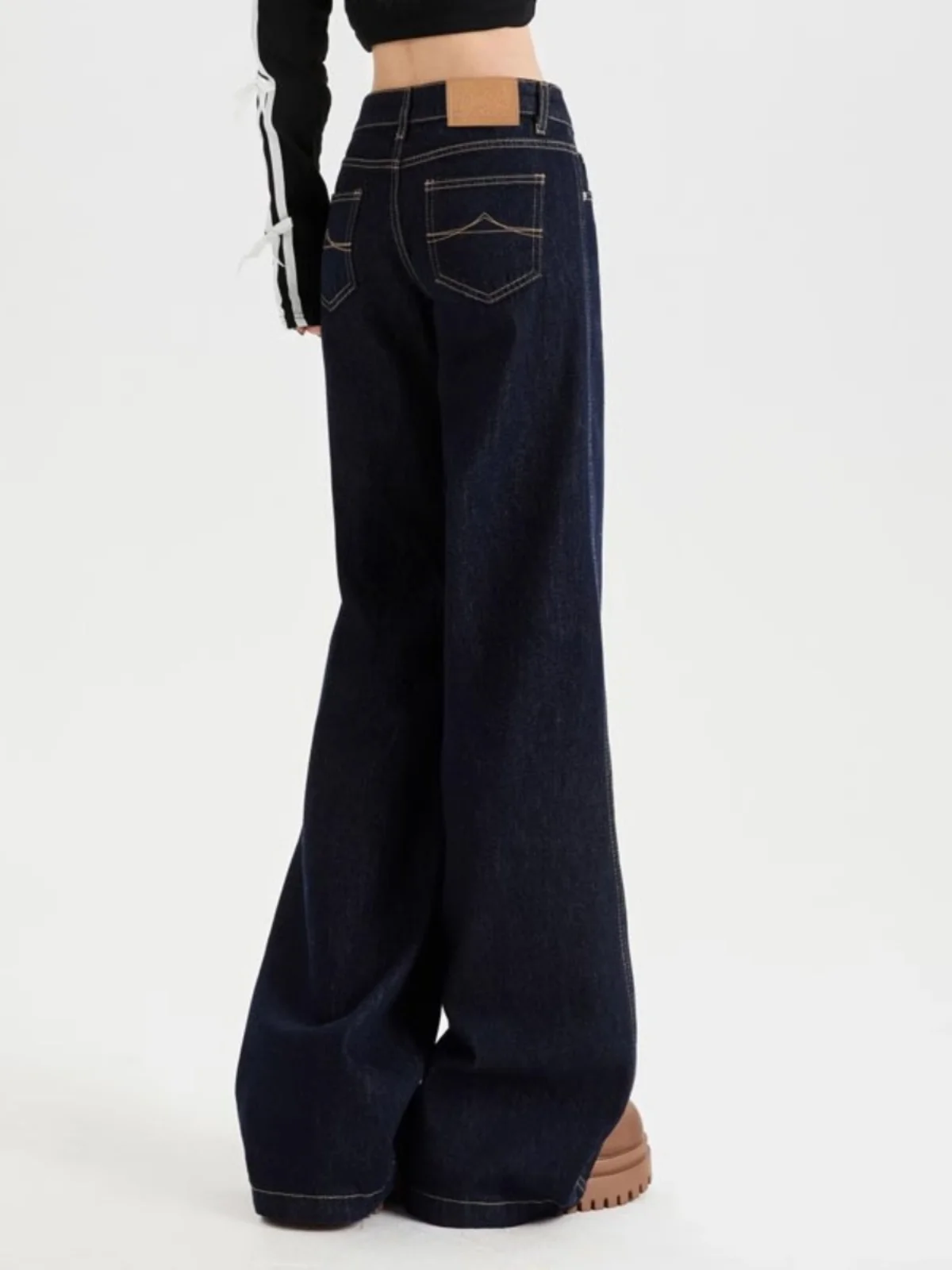 Женские черные готические джинсы, мешковатые винтажные ковбойские брюки большого размера с высокой талией, джинсовые брюки в стиле Харадзюку, 90-е Y2k, мусорный эмо, одежда 2000-х годов
Женские черные готические джинсы, мешковатые винтажные ковбойские брюки большого размера с высокой талией, джинсовые брюки в стиле Харадзюку, 90-е Y2k, мусорный эмо, одежда 2000-х годов