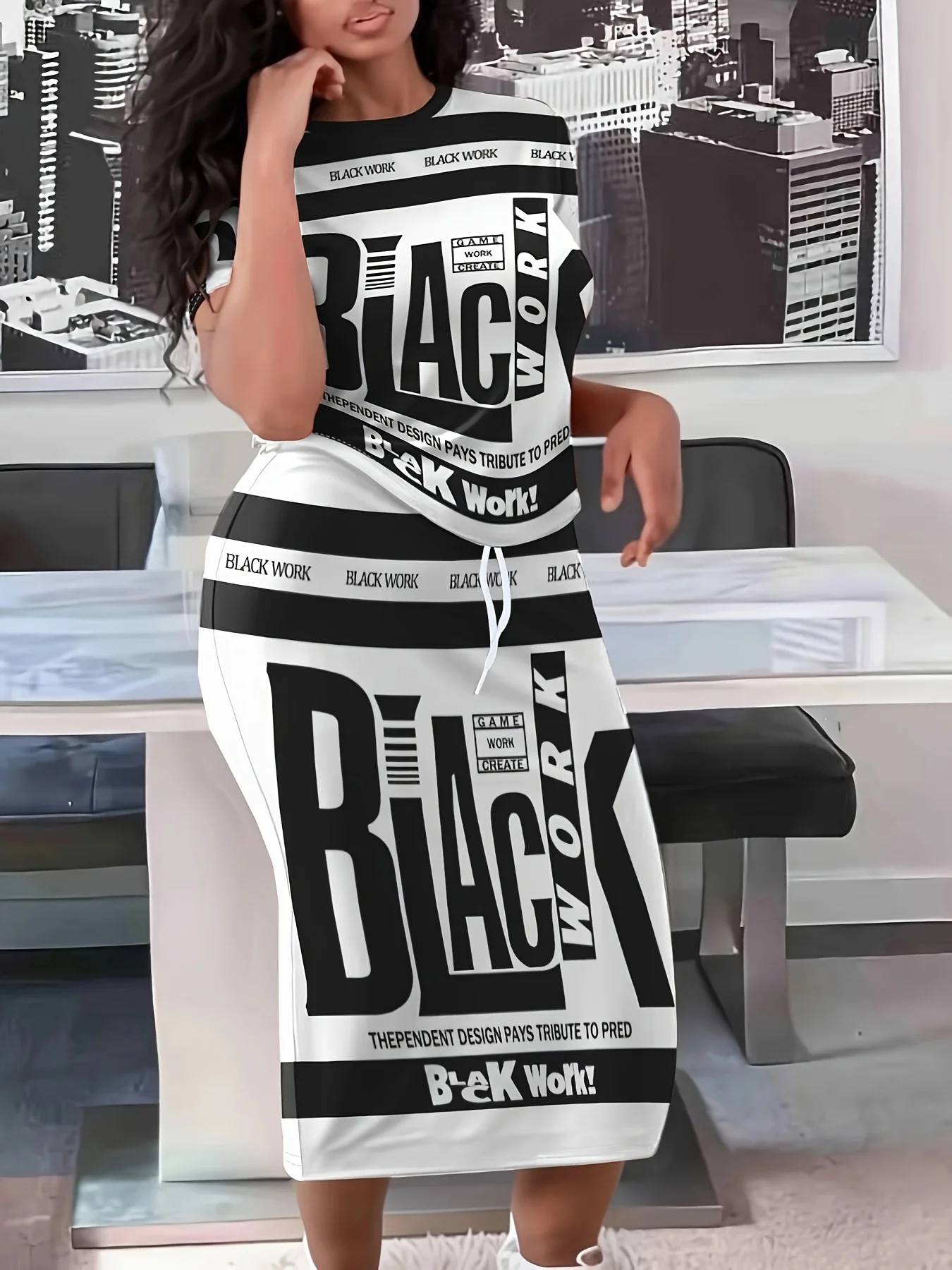 Модный женский комплект с юбкой на шнурке с короткими рукавами и буквенным принтом больших размеров
Модный женский комплект с юбкой на шнурке с короткими рукавами и буквенным принтом больших размеров