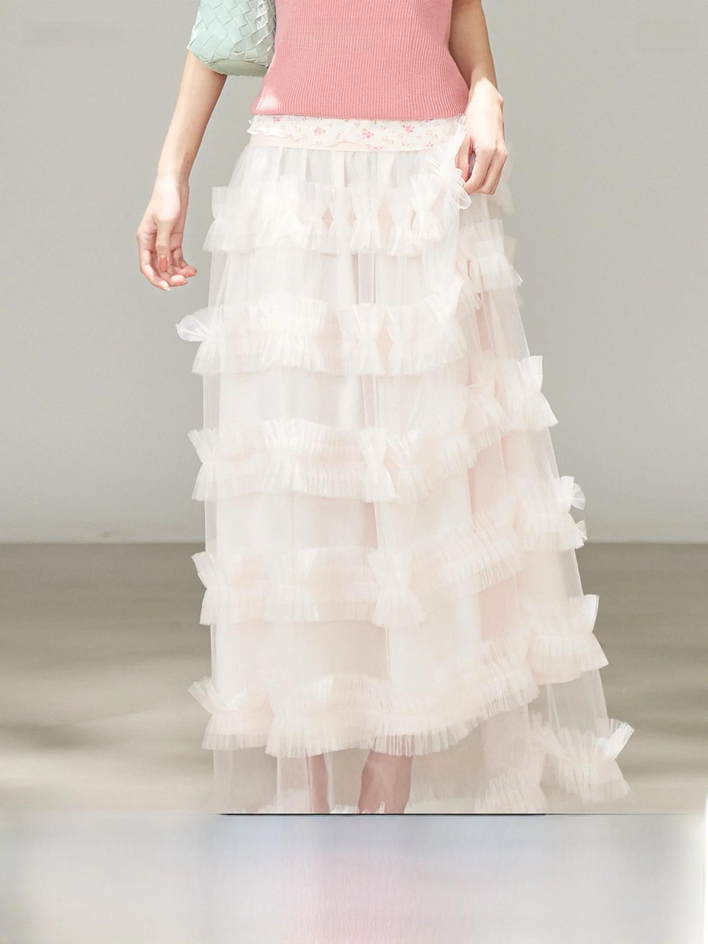 Sweet Layered Tulle Skirt Women's Spring Summer Ballet Style Long Skirt Polyester Fiber Skin-friendly Breathable Cake Skirt
Sweet Layered Tulle Skirt Women's Spring Summer Ballet Style Long Skirt Polyester Fiber Skin-friendly Breathable Cake Skirt