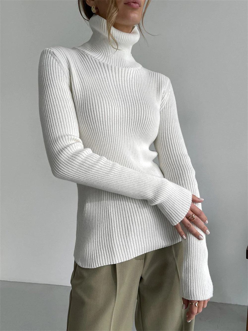 Women Autumn Winter Turtleneck Pullover Solid Basic Slim Fit Elastic Soft Knitted Sweater Female Thick Warm Sweater Tops
Women Autumn Winter Turtleneck Pullover Solid Basic Slim Fit Elastic Soft Knitted Sweater Female Thick Warm Sweater Tops