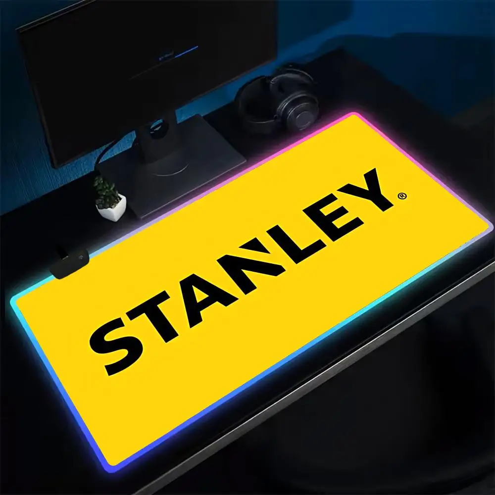 12S-Stanley коврик для мыши аниме игровой коврик для мыши светодиодные настольные коврики с подсветкой резиновый настольный коврик для мыши XXL RGB настольные коврики
12S-Stanley коврик для мыши аниме игровой коврик для мыши светодиодные настольные коврики с подсветкой резиновый настольный коврик для мыши XXL RGB настольные коврики
