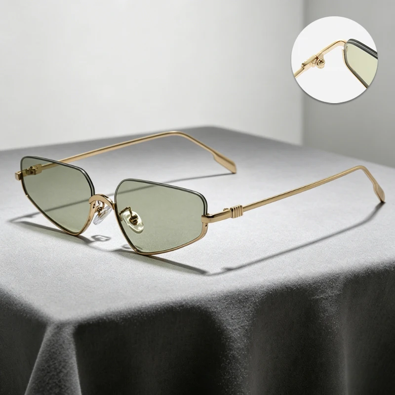 New Irregular-Shaped Metal-Frame Sunglasses for Women Outdoor UV-Protective Eyeglasses UV400 Trendy Street Style Shades
New Irregular-Shaped Metal-Frame Sunglasses for Women Outdoor UV-Protective Eyeglasses UV400 Trendy Street Style Shades