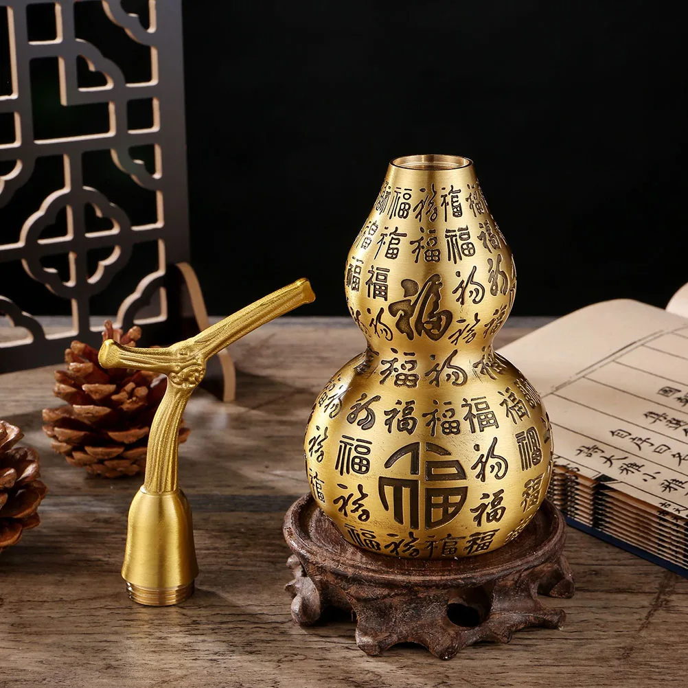Brass Gourd Statue Decor Wealth Accumulation Design Unique Shape Chinese Style nament Home Office Desk Cabinet 
Brass Gourd Statue Decor Wealth Accumulation Design Unique Shape Chinese Style nament Home Office Desk Cabinet