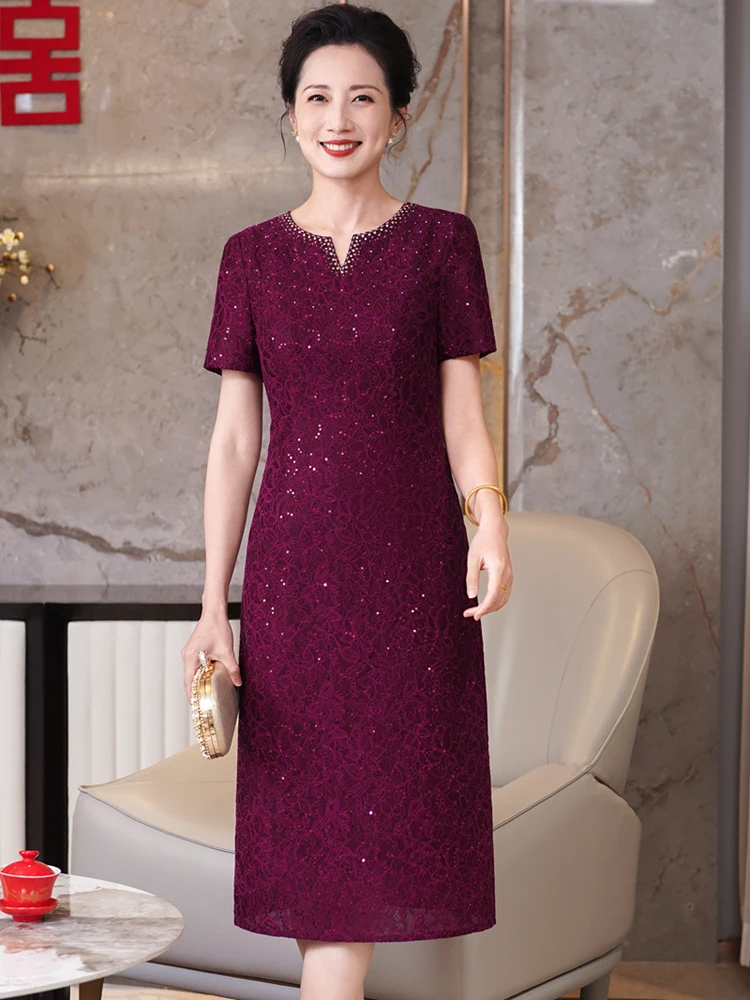 Elegant Purple Wedding Dress for Mother of the Bride Summer Fashionable Breathable Lace Sleeve V-Neck Mid-Length Gown
Elegant Purple Wedding Dress for Mother of the Bride Summer Fashionable Breathable Lace Sleeve V-Neck Mid-Length Gown