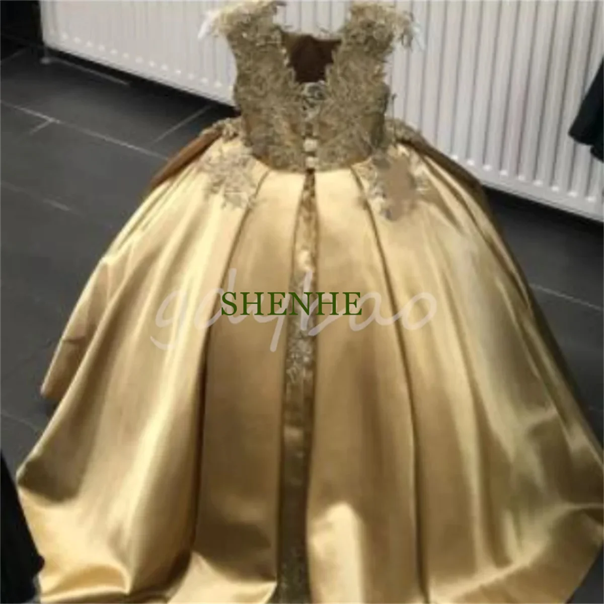 CuteFlower Girl Dresses Long Beaded Lace Appliques First Communion Dress O-neck Corset Back Satin Ball Gowns Custom Made Vestido
CuteFlower Girl Dresses Long Beaded Lace Appliques First Communion Dress O-neck Corset Back Satin Ball Gowns Custom Made Vestido