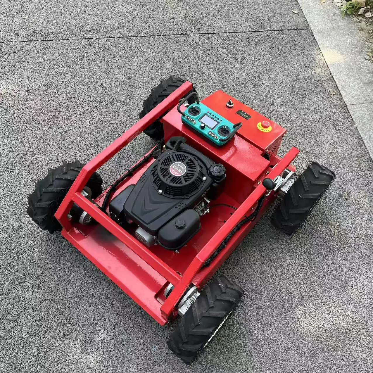 Fully automatic remote control lawn mower Home climbing expert Intelligent mowing Garden lawn trimming
Fully automatic remote control lawn mower Home climbing expert Intelligent mowing Garden lawn trimming