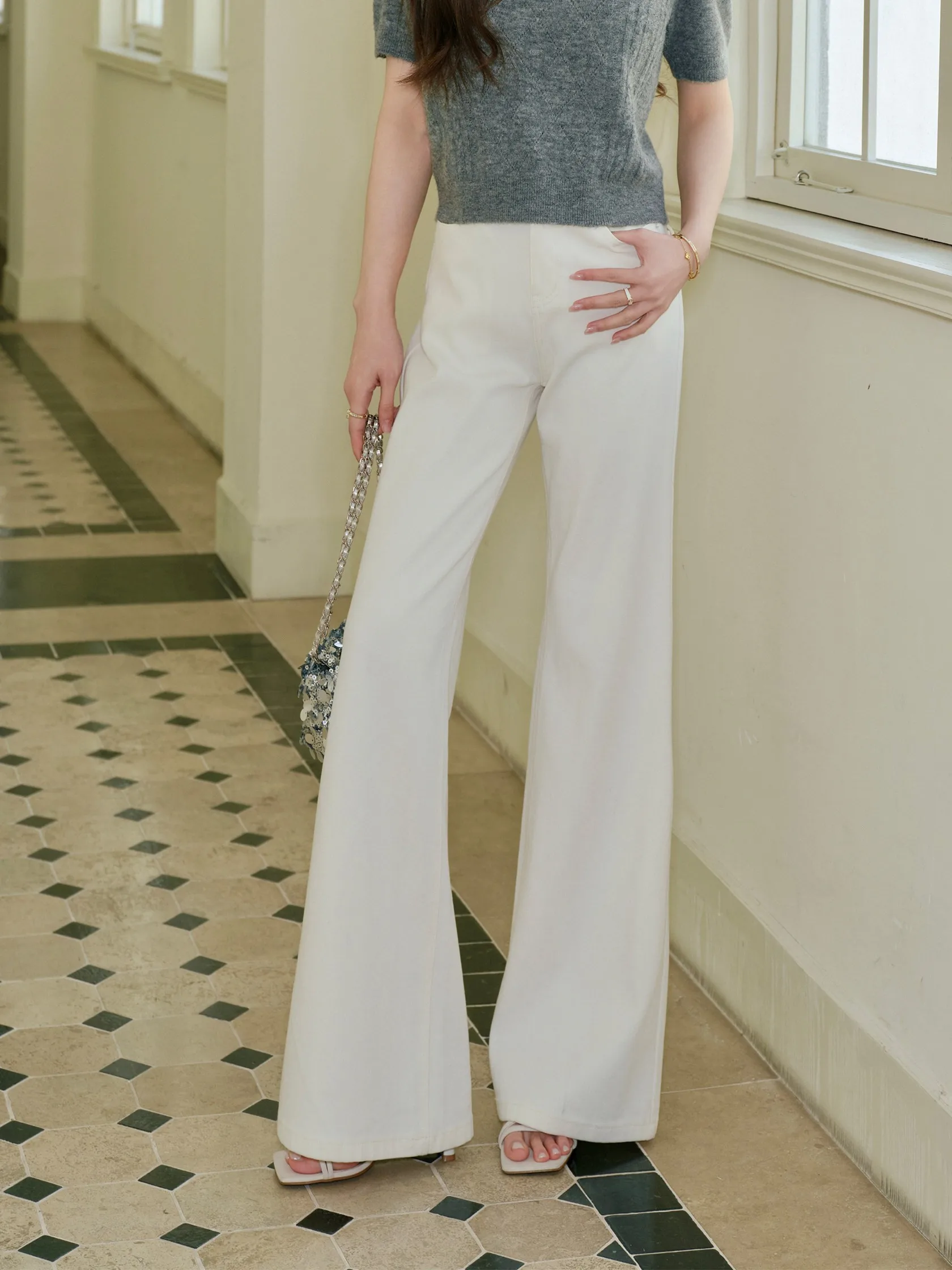 High Waist Straight Leg Jeans Women's Spring Summer Long Pants Slimming Leg Lengthening Versatile High Lecel Denim Casual Wear
High Waist Straight Leg Jeans Women's Spring Summer Long Pants Slimming Leg Lengthening Versatile High Lecel Denim Casual Wear