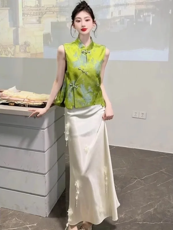 Elegant Green Silk Satin Vest And Dress Set for Women Important Occasions Spring Summer Fashion High Waist Breathable
Elegant Green Silk Satin Vest And Dress Set for Women Important Occasions Spring Summer Fashion High Waist Breathable