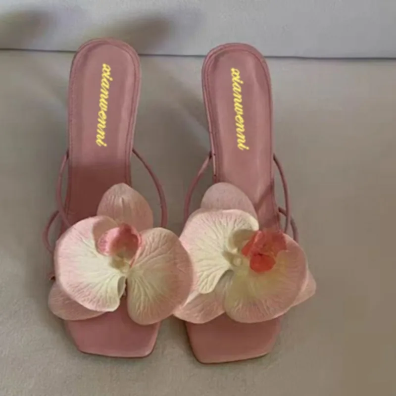 2025 New Ladies Shoes Open Toe Women's Slippers Fashion Outdoor Dress Summer Floral Best Seller Elegant Heels Womenzapatos Mujer
2025 New Ladies Shoes Open Toe Women's Slippers Fashion Outdoor Dress Summer Floral Best Seller Elegant Heels Womenzapatos Mujer