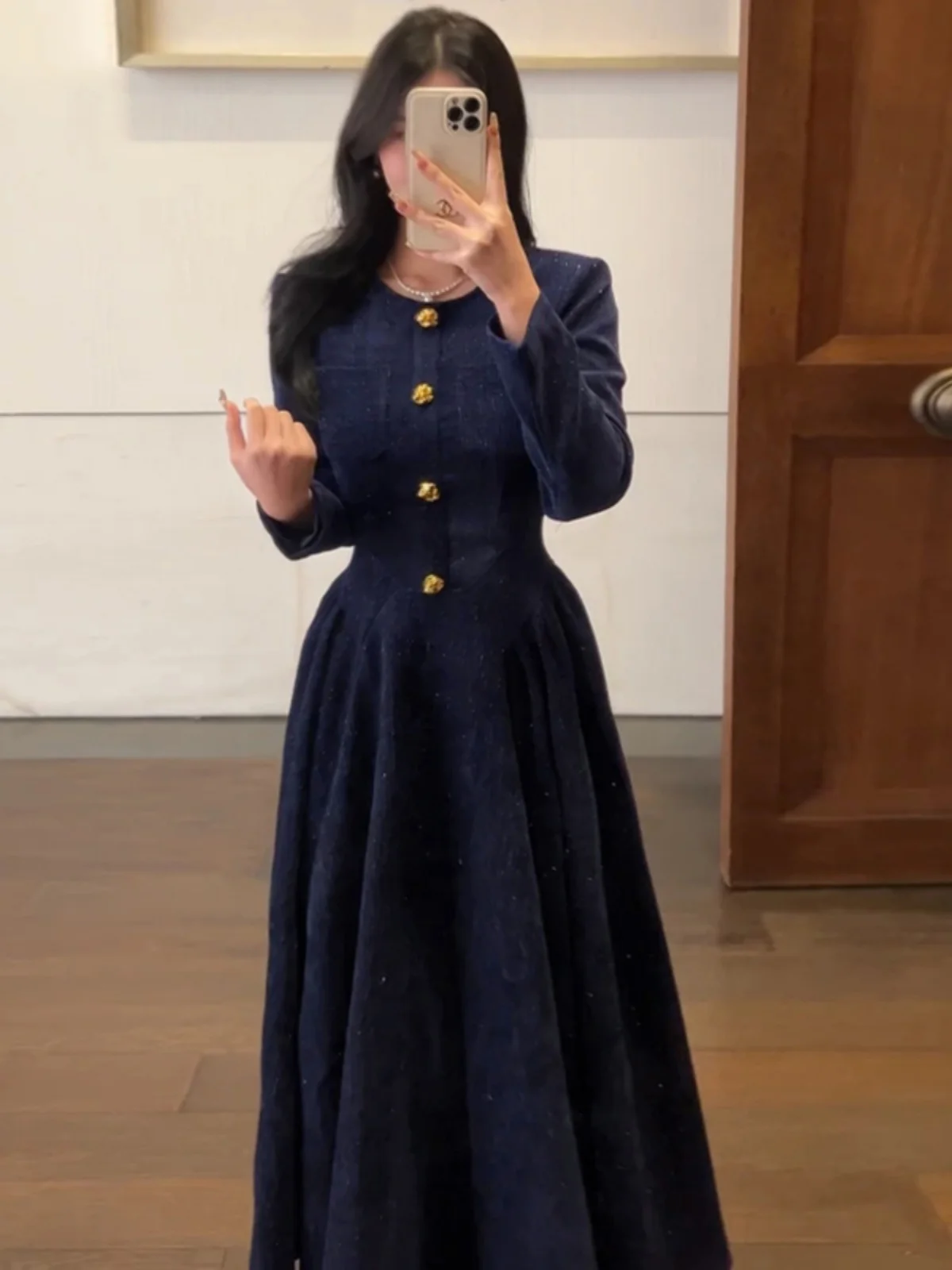 Elegant round Neck Long Dress Women's Spring Fashion Slimming Gored Skirt High Waist A-Line Dress Polyester Fiber Long Sleeve
Elegant round Neck Long Dress Women's Spring Fashion Slimming Gored Skirt High Waist A-Line Dress Polyester Fiber Long Sleeve