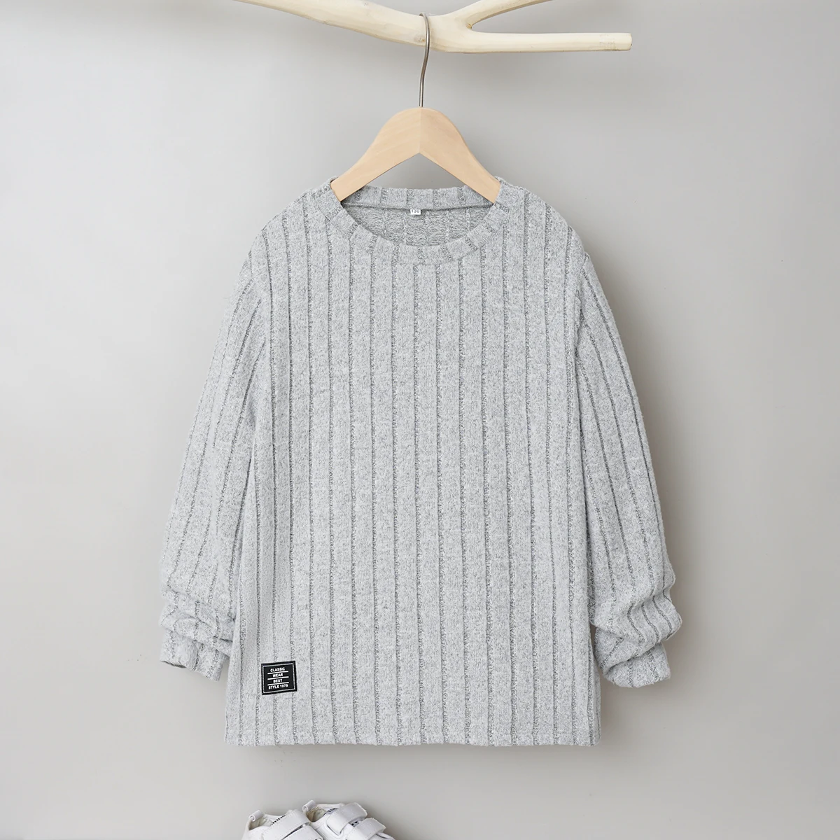 Spring Summer Thin Style Boys Sweater Long sleeved Shirt Round Neck Stripe Knitted Logo Top Soft Fashionable Children
Spring Summer Thin Style Boys Sweater Long sleeved Shirt Round Neck Stripe Knitted Logo Top Soft Fashionable Children