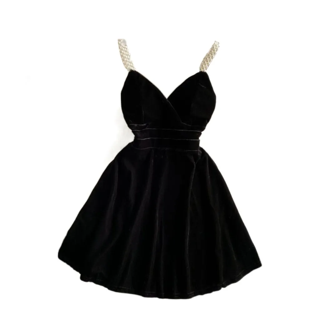 Fashion Pearl Strap Velvet Slim Sling Dress High Waist Thin Velvet Princess Dress V-neck Sleeveless Chelly Gold Dress Party 
Fashion Pearl Strap Velvet Slim Sling Dress High Waist Thin Velvet Princess Dress V-neck Sleeveless Chelly Gold Dress Party