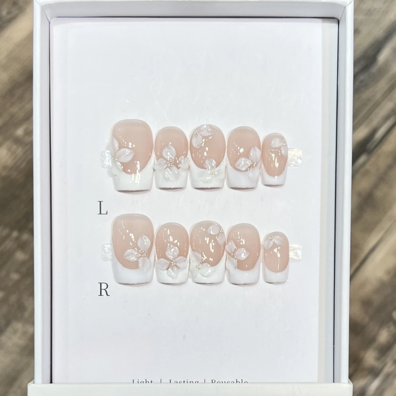 10Pcs Sweet Cute French Press on Nails Medium Square Fake Nails Crystal Cat Eye False Nails Pink Bowknot Flower Acrylic Nail Art
10Pcs Sweet Cute French Press on Nails Medium Square Fake Nails Crystal Cat Eye False Nails Pink Bowknot Flower Acrylic Nail Art