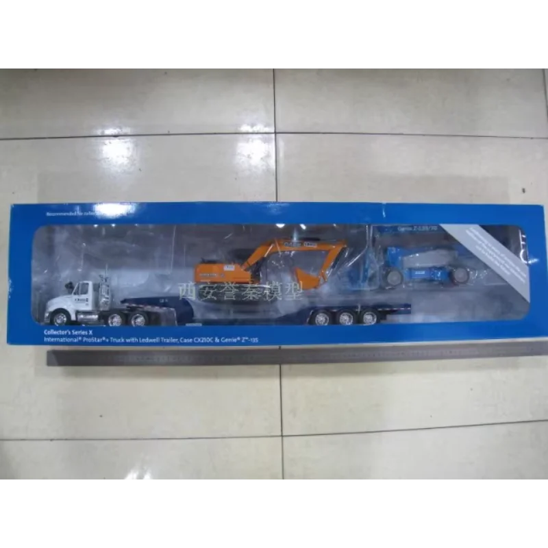 Diecast Signature 1/34 Scale Trailer Set with Front Flatbed Excavator Lift Platform Alloy Car Model Collectible Toy Gift
Diecast Signature 1/34 Scale Trailer Set with Front Flatbed Excavator Lift Platform Alloy Car Model Collectible Toy Gift