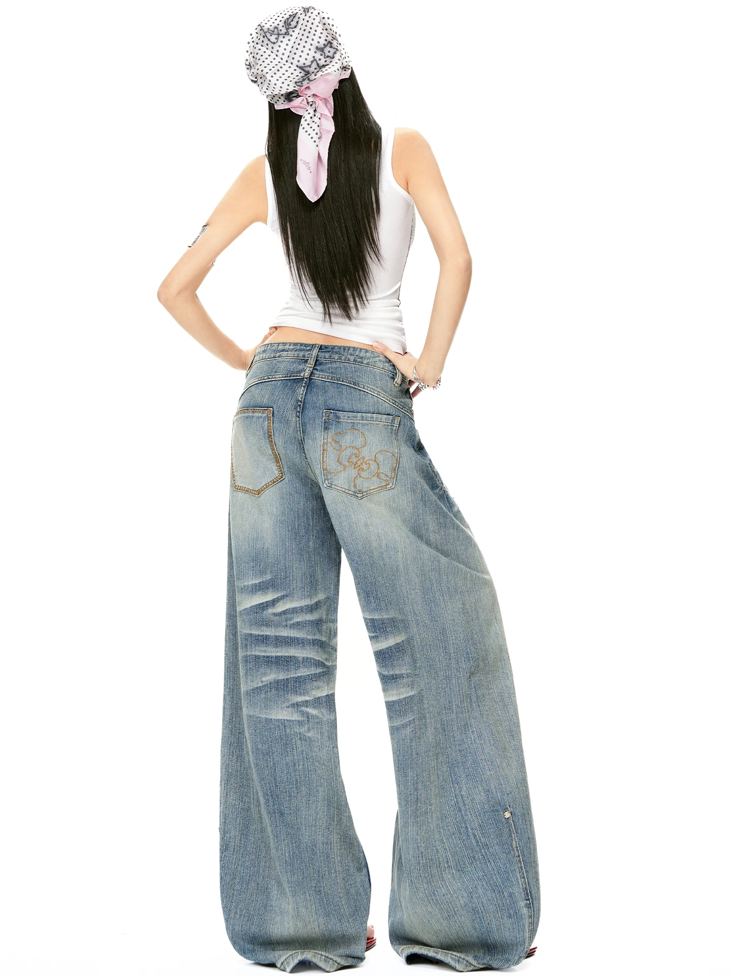 Retro American Embroidered High Waist Knife Denim Jeans Women Spring New Light Blue Wide Leg Pants Casual Cotton
Retro American Embroidered High Waist Knife Denim Jeans Women Spring New Light Blue Wide Leg Pants Casual Cotton