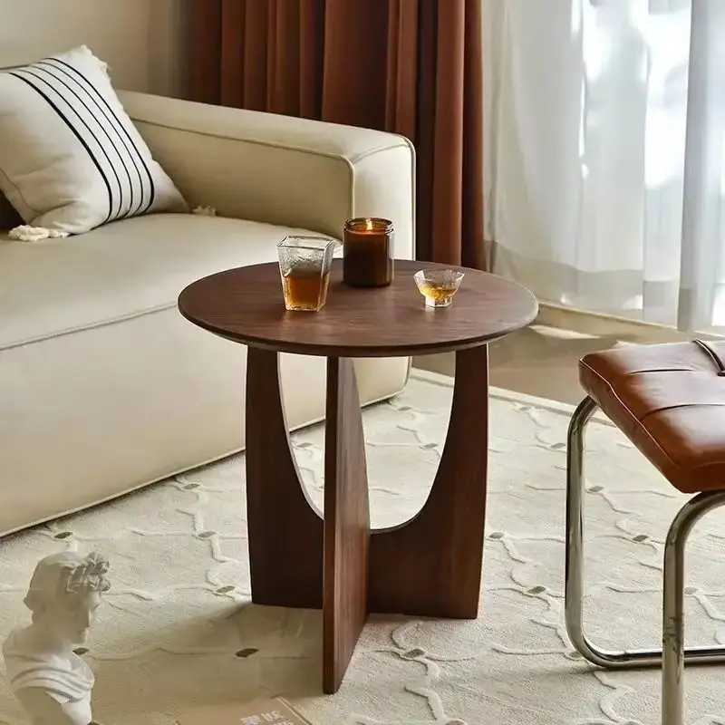 Круглый приставной столик из массива дерева в скандинавском стиле, черный орех, для дивана, журнальный столик для гостиной, угловой, для малогабаритной квартиры, современный, простой
Круглый приставной столик из массива дерева в скандинавском стиле, черный орех, для дивана, журнальный столик для гостиной, угловой, для малогабаритной квартиры, современный, простой