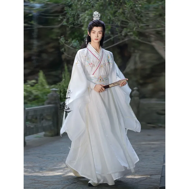 Hanfu men and women have the same style, classical and elegant embroidery heavy industry is super fairy and elegant
Hanfu men and women have the same style, classical and elegant embroidery heavy industry is super fairy and elegant
