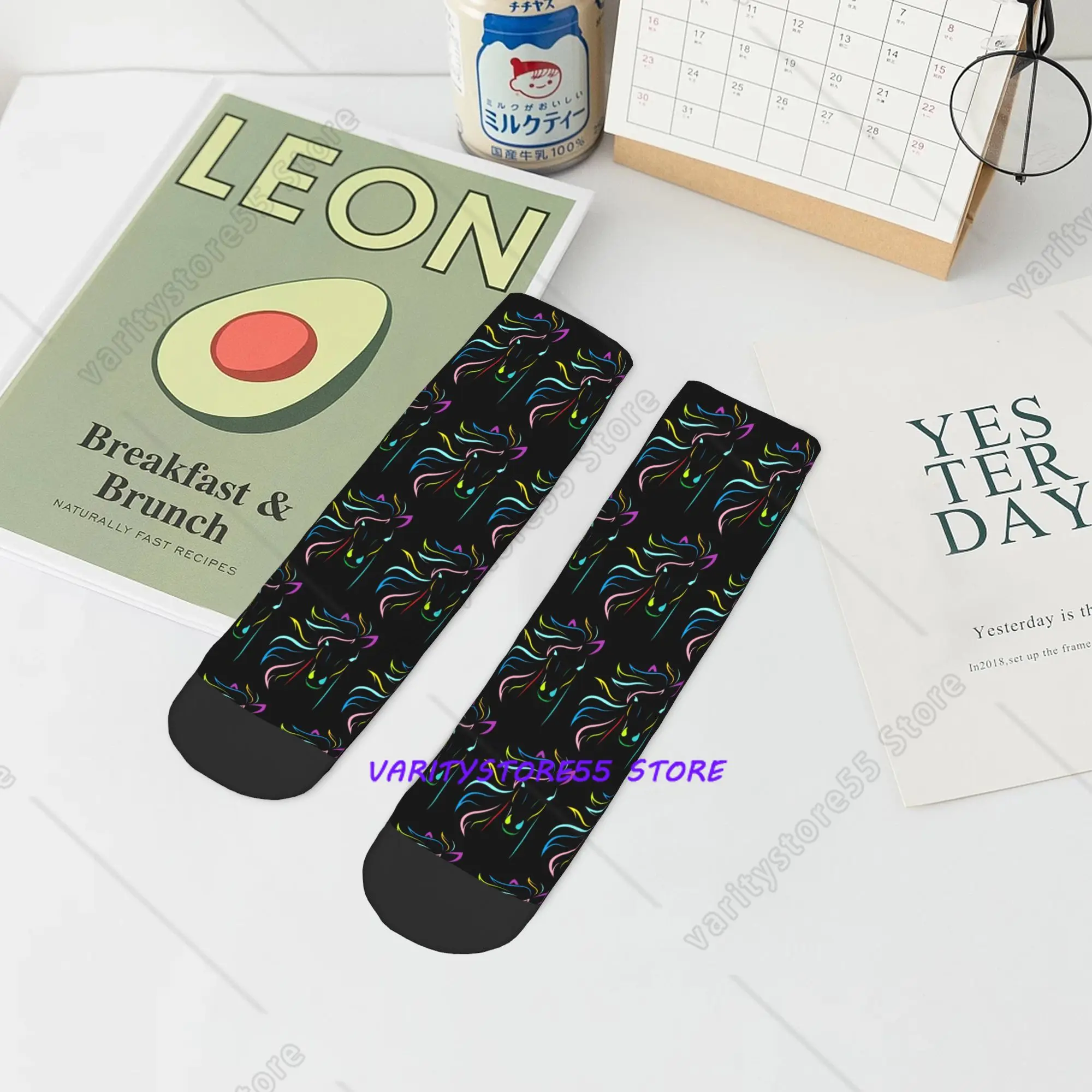 Носки Horse Socks Harajuku, впитывающие пот, всесезонные носки, аксессуары для подарков унисекс
Носки Horse Socks Harajuku, впитывающие пот, всесезонные носки, аксессуары для подарков унисекс
