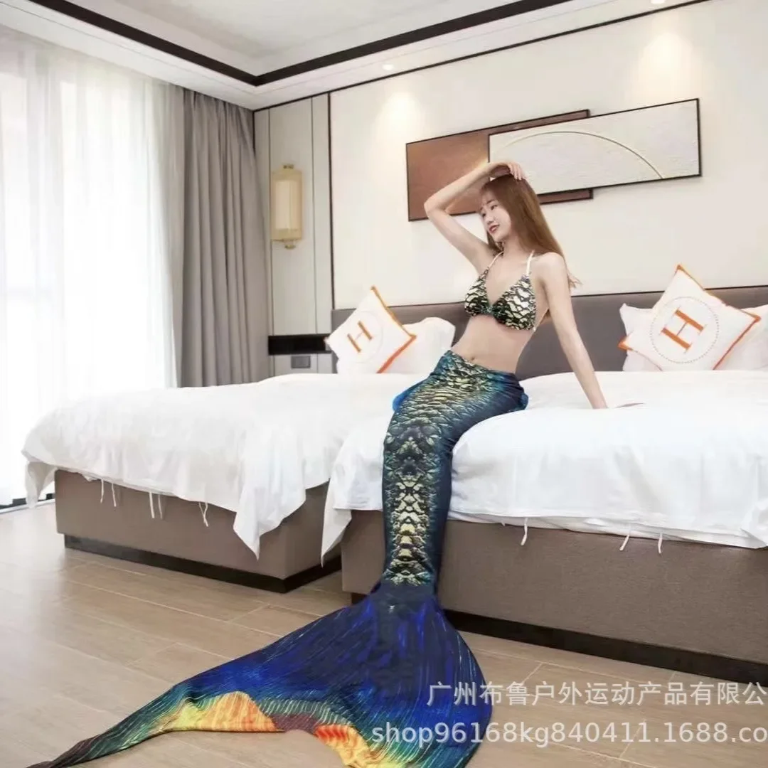 Mermaid tail adult mermaid swimsuit cosplay aquarium performance swimming diving wear-resistant and elastic can be customized
Mermaid tail adult mermaid swimsuit cosplay aquarium performance swimming diving wear-resistant and elastic can be customized