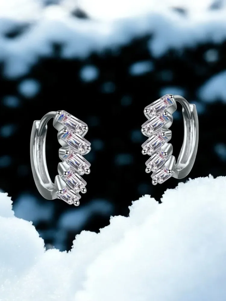 Серьги из серебра 925 пробы Сертифицированные GRA Серьги из муассанита и изумруда Прямоугольные серьги с муассанитом подходят для повседневного ношения
Серьги из серебра 925 пробы Сертифицированные GRA Серьги из муассанита и изумруда Прямоугольные серьги с муассанитом подходят для повседневного ношения