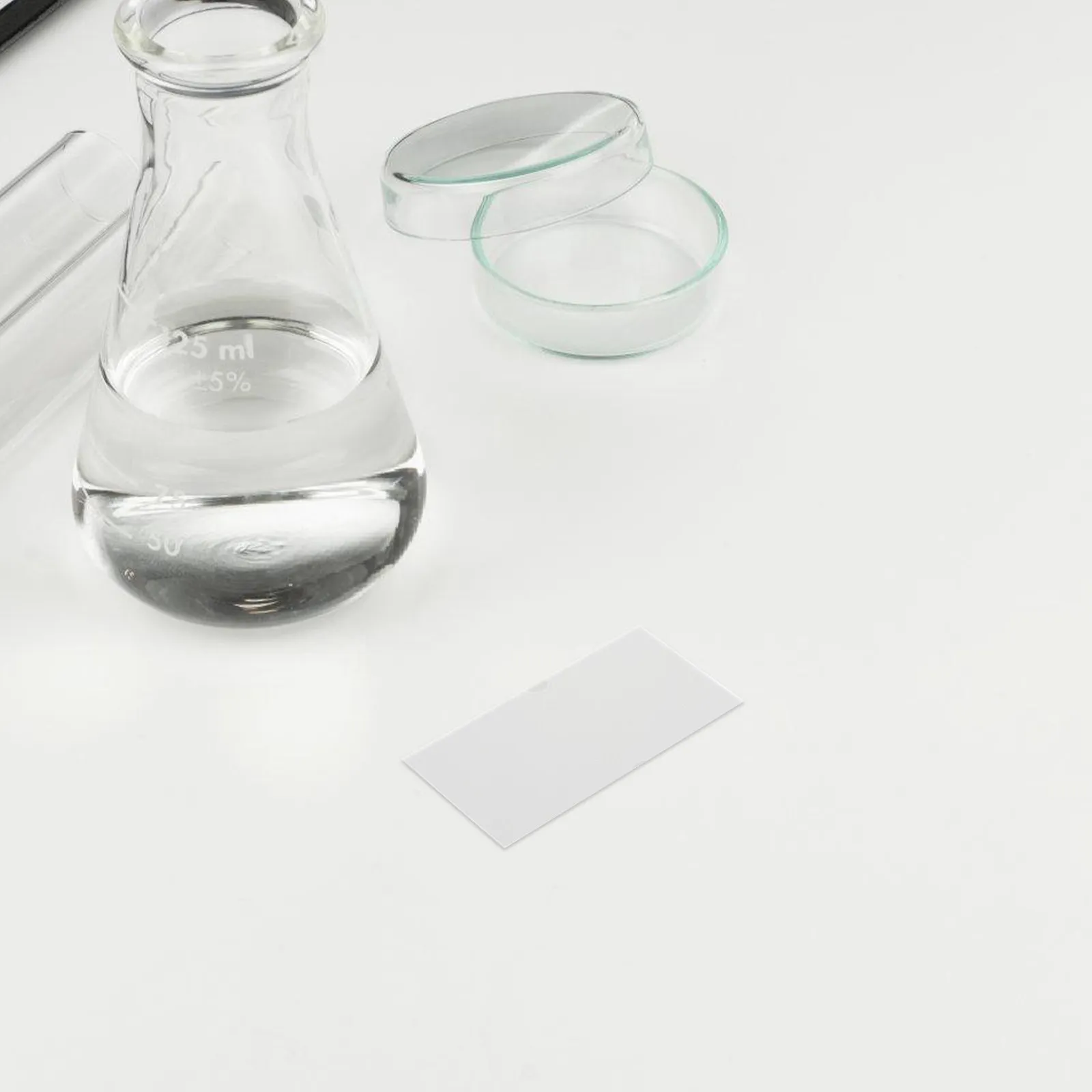 100Pcs Glass Microscope Slides for Laboratory Specimen Preparation Clear Transparent High-Quality Smooth-Edged Slides Compatible
100Pcs Glass Microscope Slides for Laboratory Specimen Preparation Clear Transparent High-Quality Smooth-Edged Slides Compatible
