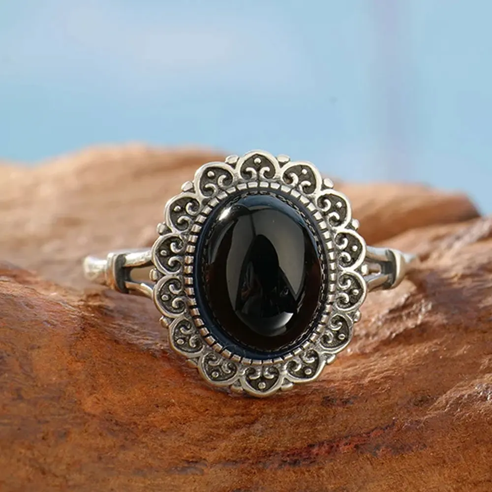 Gothic natural black agate silver ring, 925 sterling silver vintage women's ring party jewelry mysterious personalized accessory
Gothic natural black agate silver ring, 925 sterling silver vintage women's ring party jewelry mysterious personalized accessory