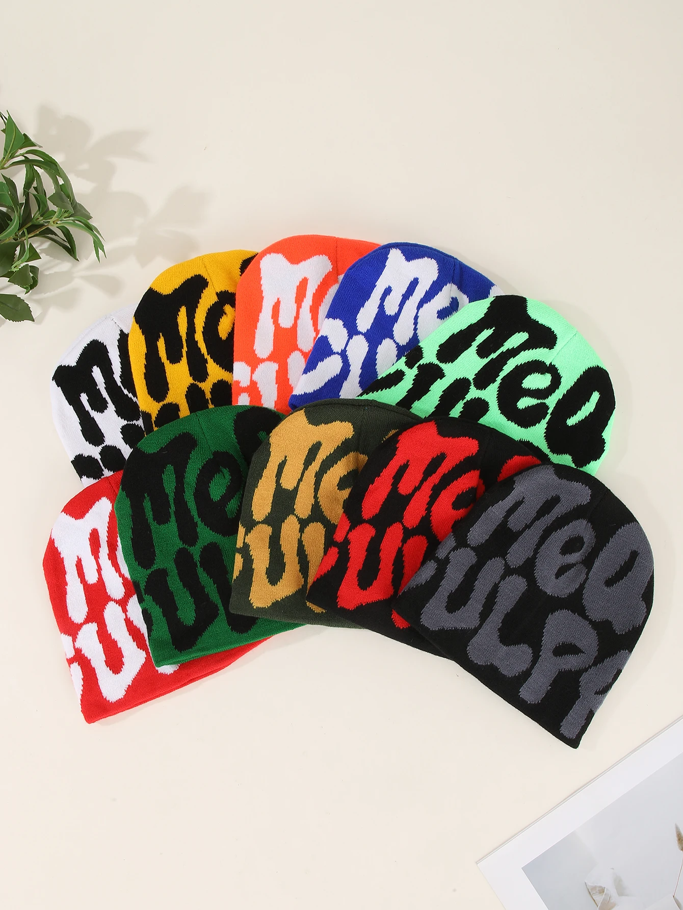 1 all-in-one trend personality fashion simple letter knitted hat suitable for going out and everyday wear with autumn and winter
1 all-in-one trend personality fashion simple letter knitted hat suitable for going out and everyday wear with autumn and winter