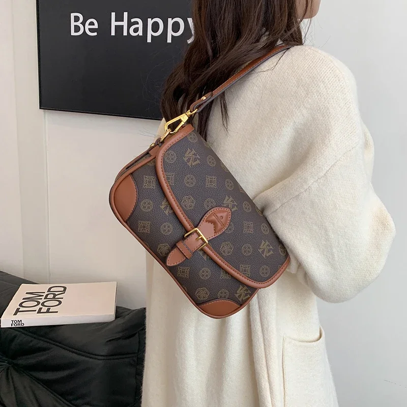 Luxury Women's Leather Tote Bag Designer Crossbody Shoulder Handbag Elegant Ladies Messenger Bag Premium Fashion Accessory
Luxury Women's Leather Tote Bag Designer Crossbody Shoulder Handbag Elegant Ladies Messenger Bag Premium Fashion Accessory
