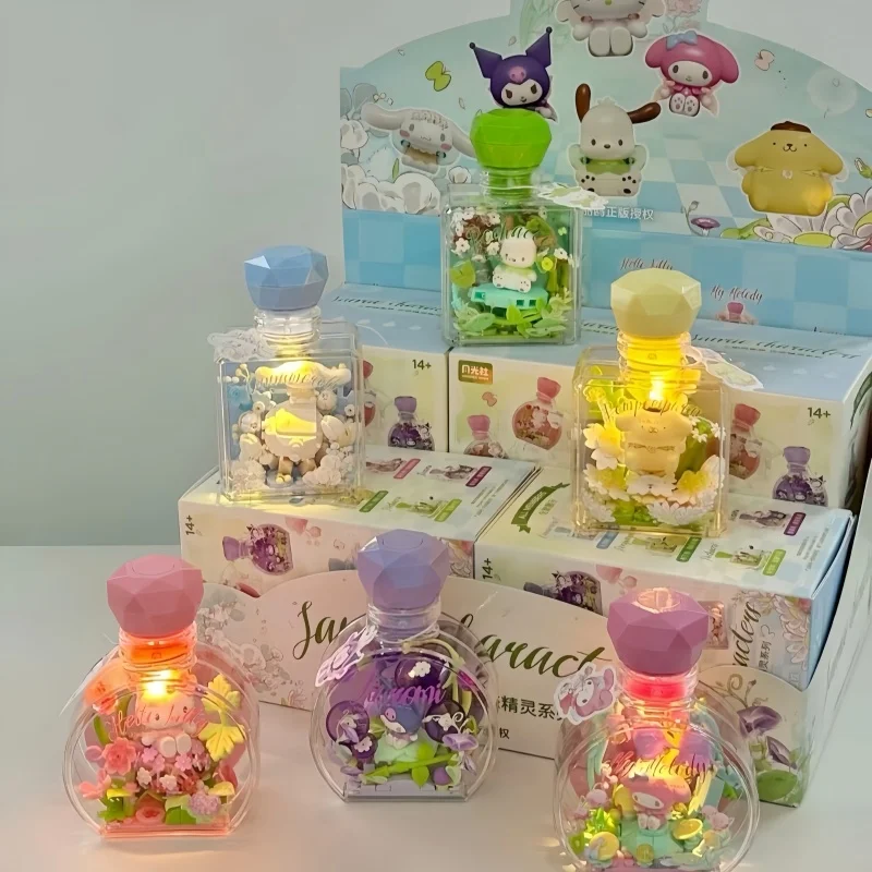 Sanrio Building Blocks Perfume Bottle Hello Kitty Kuromi Figure Blind Box Diy Flower Desktop Ornament Decor For Collector
Sanrio Building Blocks Perfume Bottle Hello Kitty Kuromi Figure Blind Box Diy Flower Desktop Ornament Decor For Collector
