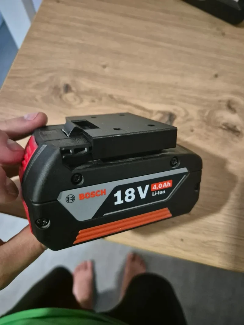 Держатель-стойка для хранения аккумуляторов Bosch 18V, настенный кронштейн для инструментов, крепежное устройство с четырьмя отверстиями под винты с потайной головкой
Держатель-стойка для хранения аккумуляторов Bosch 18V, настенный кронштейн для инструментов, крепежное устройство с четырьмя отверстиями под винты с потайной головкой