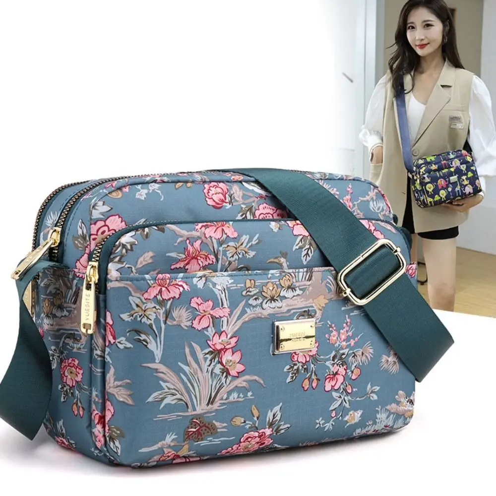 Simple Three-layer Zipper Crossbody Bag Nylon Korean Style Shoulder Bag Niche Design Solid Color Small Phone Bag Women
Simple Three-layer Zipper Crossbody Bag Nylon Korean Style Shoulder Bag Niche Design Solid Color Small Phone Bag Women